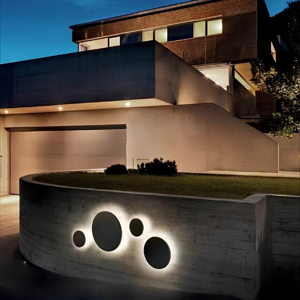 Cyra | Circle Outdoor Wall Light | Aluminium / PC | CY8091