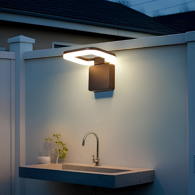Cyra | Fan Outdoor Wall Light | Aluminium / PC | CY8937