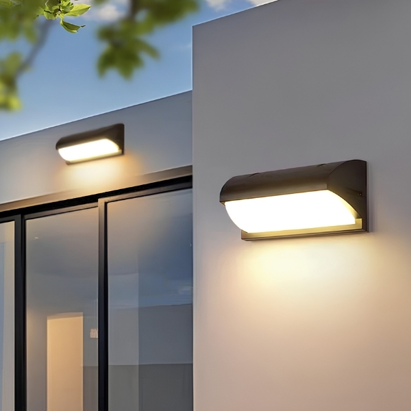Cyra |LoafLite​ Outdoor Wall Light | Aluminium / PC | CY211